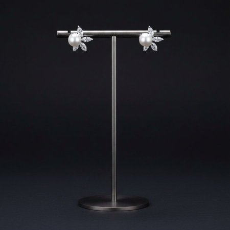 Small delicate earring