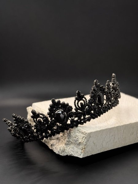 Dark Majesty Crown
